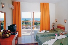 CLUB SERENA HOTEL